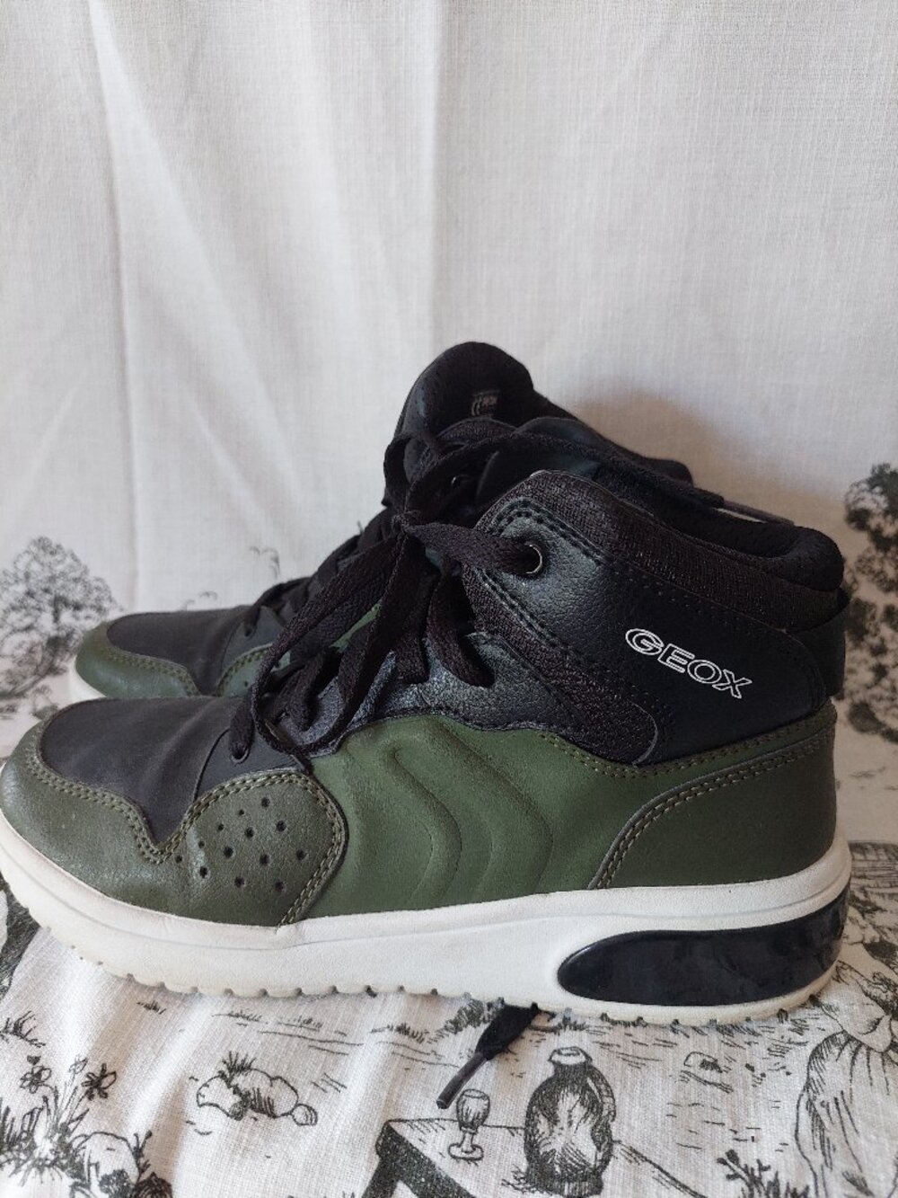 Geox Respira UK 3 EUR 36 Men's US 4 High-top Sneakers